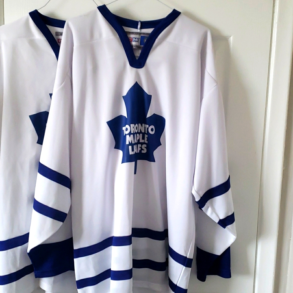 Printed Leaf Jerseys